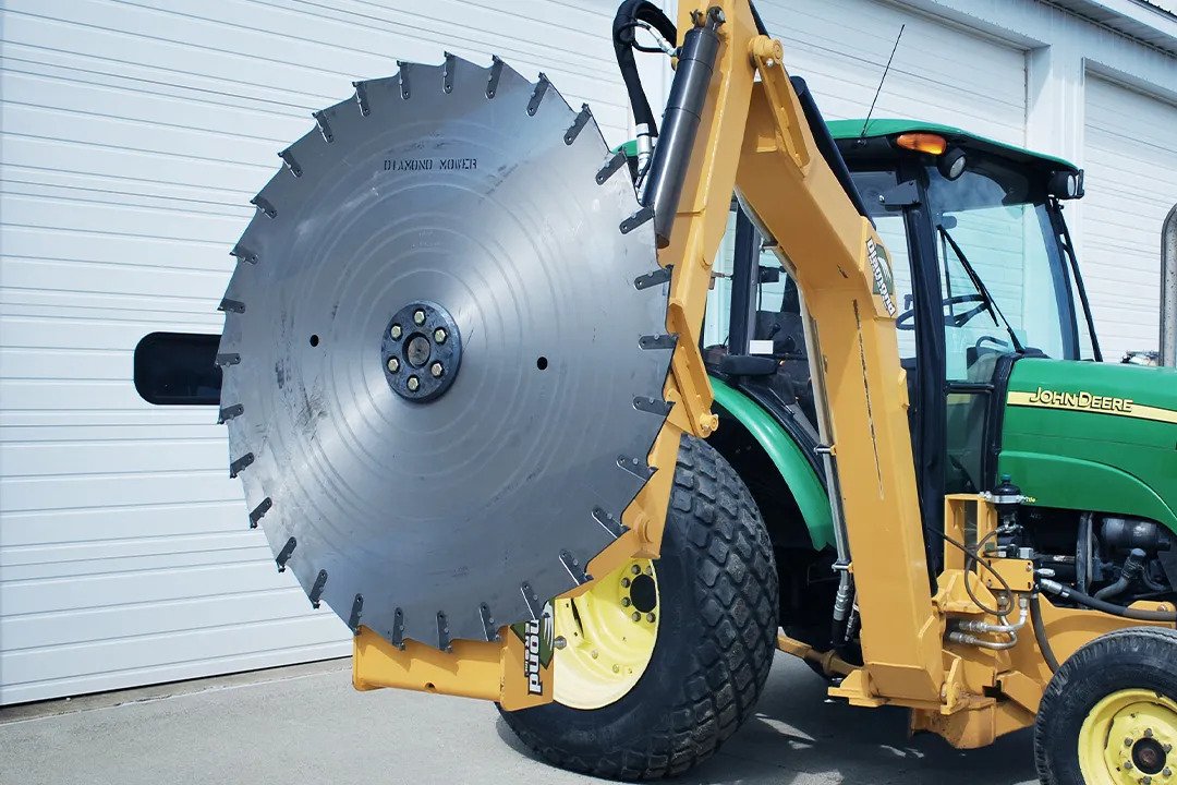 Boom mower top