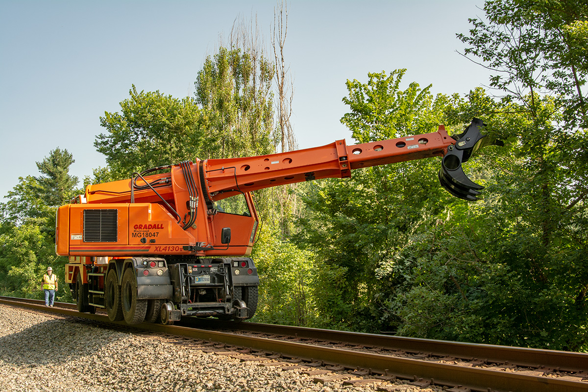 XL 4130 V - Gradall Railway Maintenance Machines - Amaco
