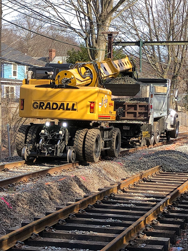 Gradall XL 4330 V-Railway Maintenance Machine - Gradall Railway Maintenance Machines - Amaco